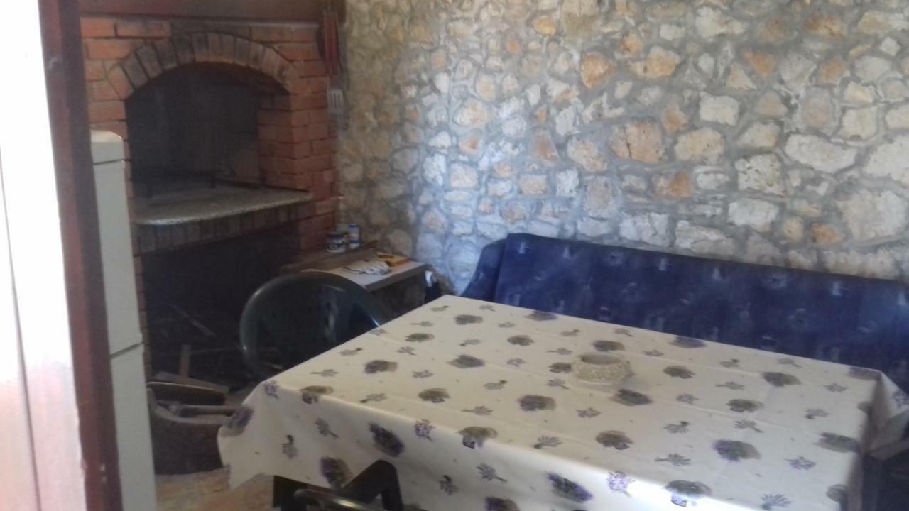 Nikol Apartment Севид Екстериор снимка